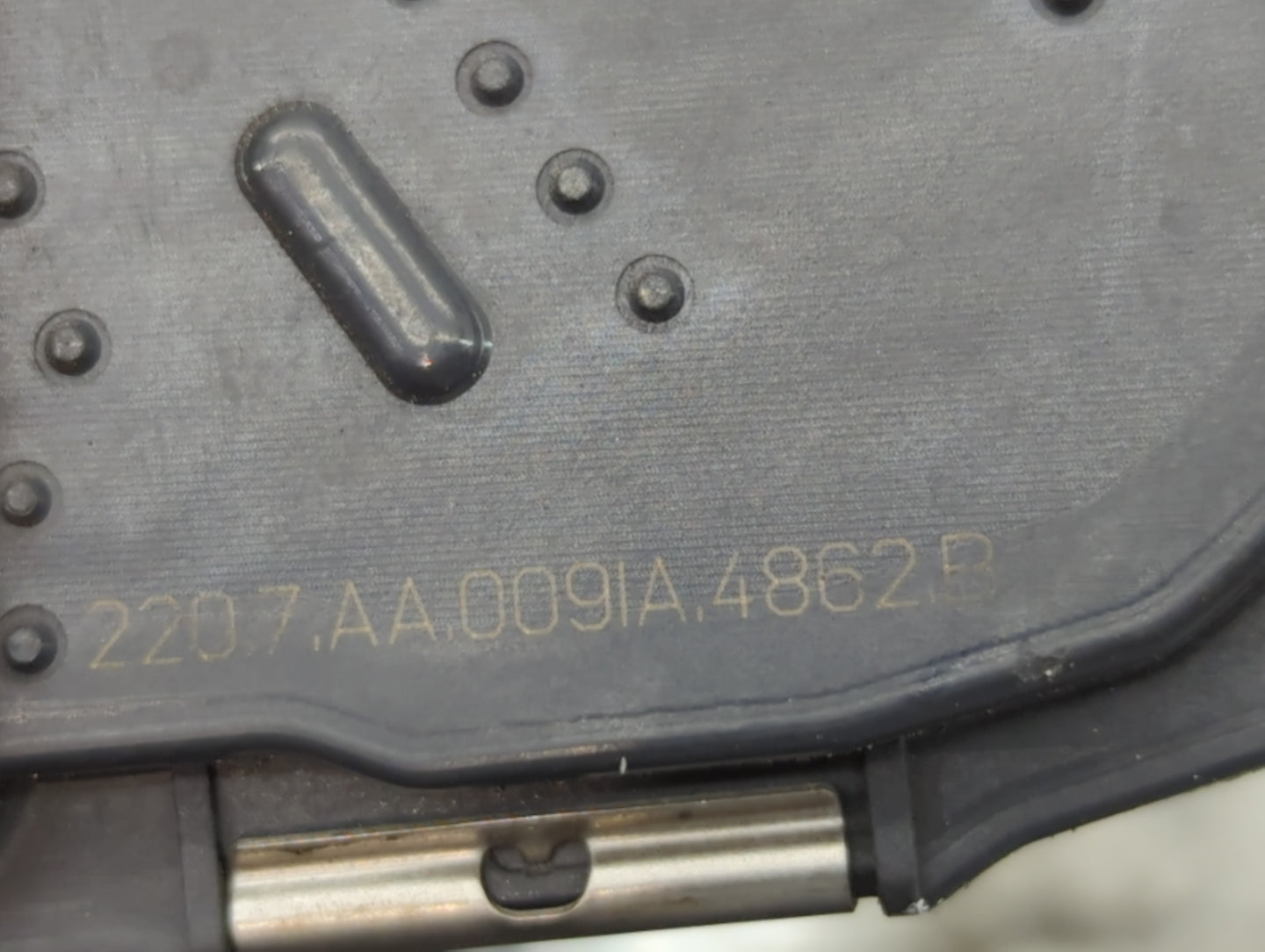 2008-2011 Cadillac Cts Throttle Body P/N:2207AA009IA4862 Fits Fits 2007 2008 2009 2010 2011 2012 OEM Used Auto Parts - Oemus