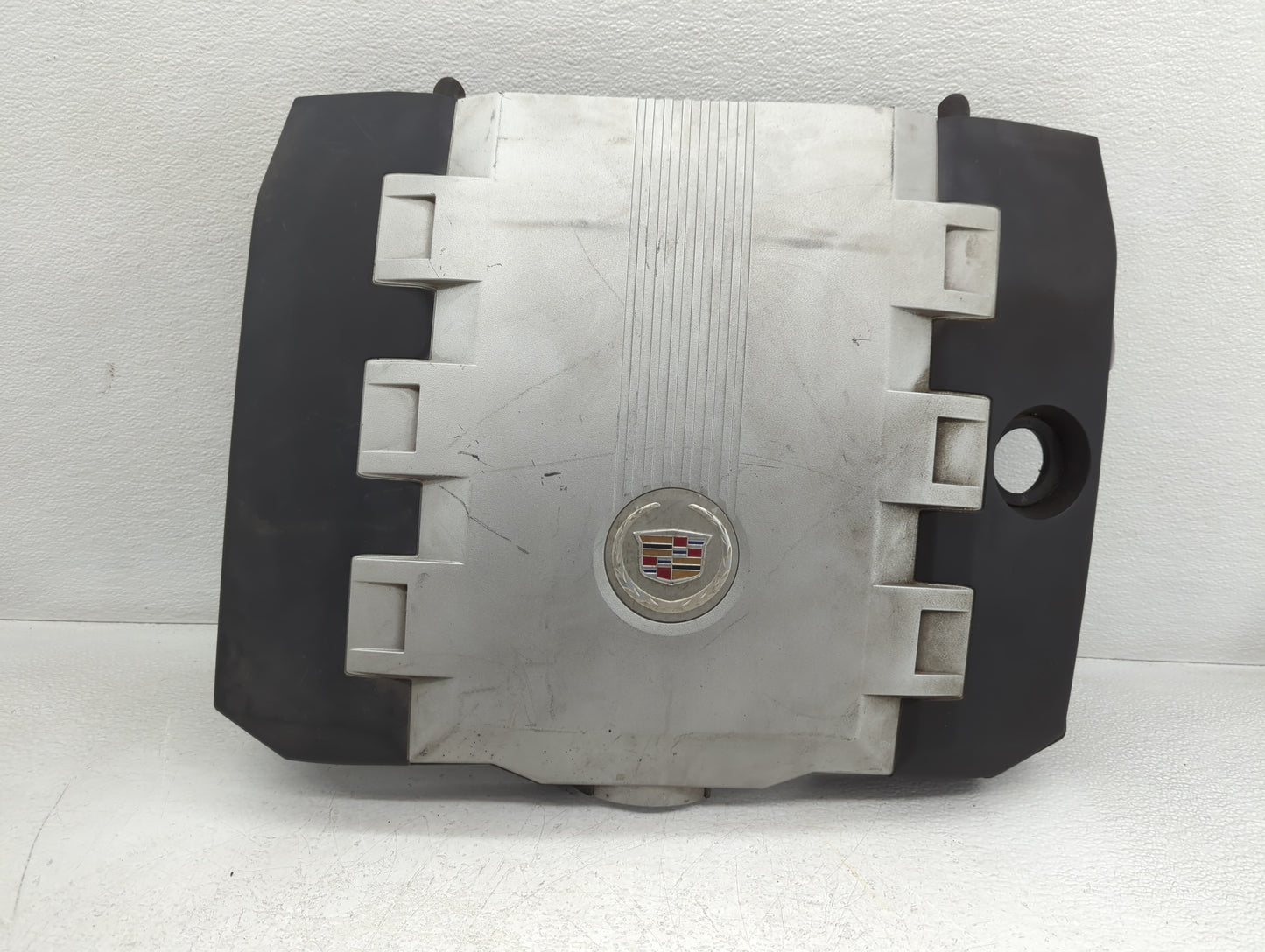 2008 Cadillac Cts Engine Cover - Oemusedautoparts1.com