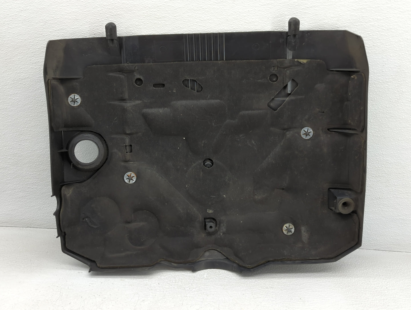 2008 Cadillac Cts Engine Cover - Oemusedautoparts1.com