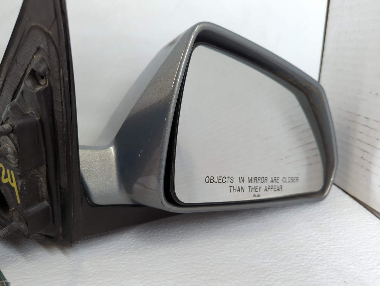 2008-2014 Cadillac Cts Passenger Side View Mirror - Right Door Mirror OEM Used - Oemusedautoparts1.com