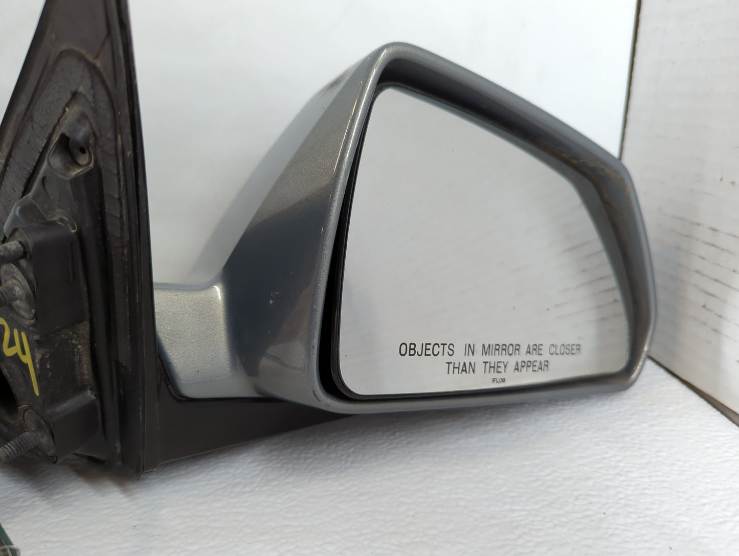2008-2014 Cadillac Cts Passenger Side View Mirror - Right Door Mirror OEM Used - Oemusedautoparts1.com