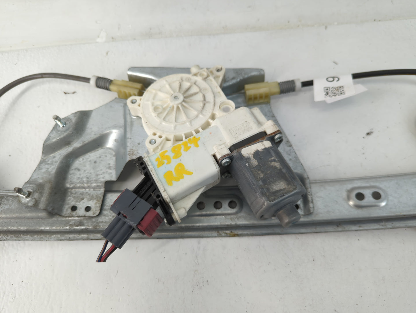2008 Cadillac Cts Used Window Regulator Passenger Front - Oemusedautoparts1.com