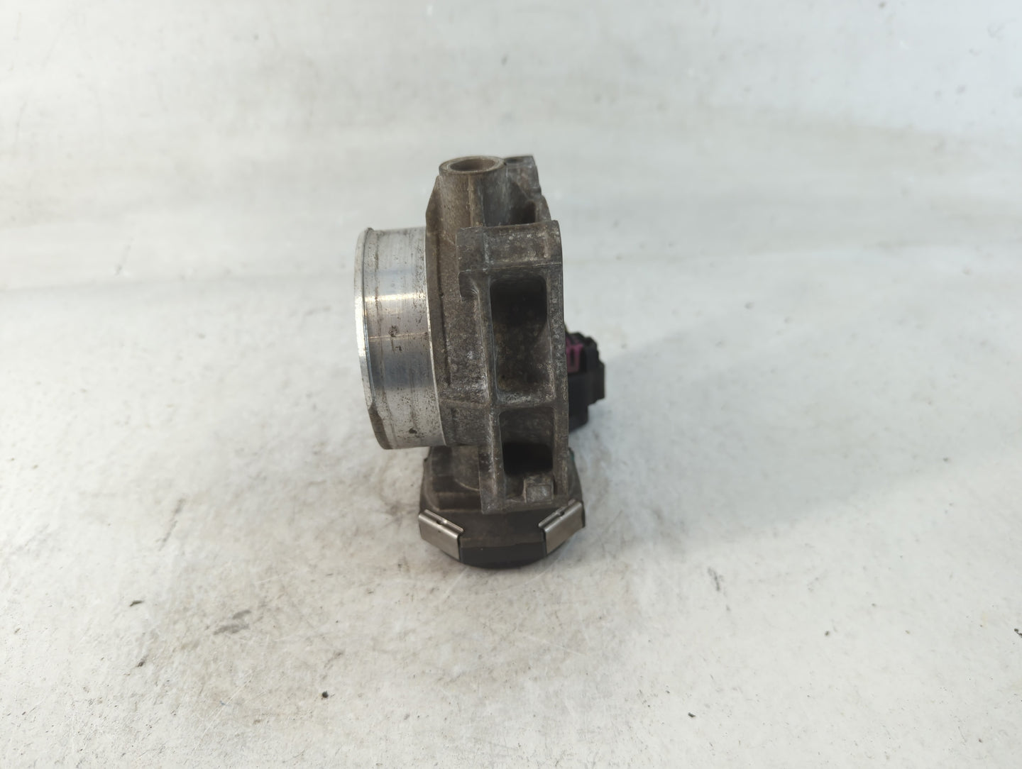 2008-2011 Cadillac Cts Throttle Body P/N:994AA4117 Fits Fits 2007 2008 2009 2010 2011 2012 OEM Used Auto Parts - Oemusedauto