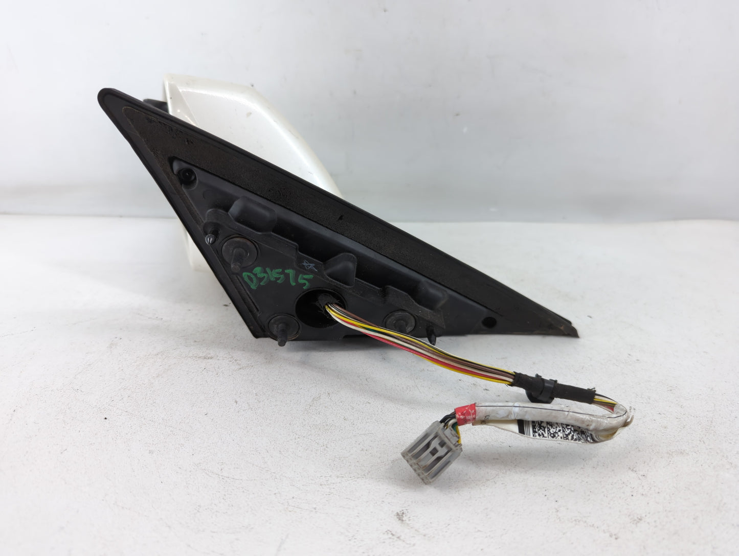 2008-2014 Cadillac Cts Driver Side View Mirror - Left Door Mirror OEM Used - Oemusedautoparts1.com