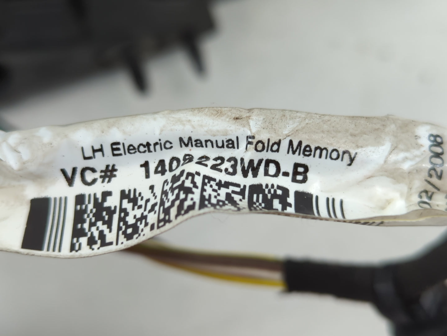 2008-2014 Cadillac Cts Driver Side View Mirror - Left Door Mirror OEM Used - Oemusedautoparts1.com