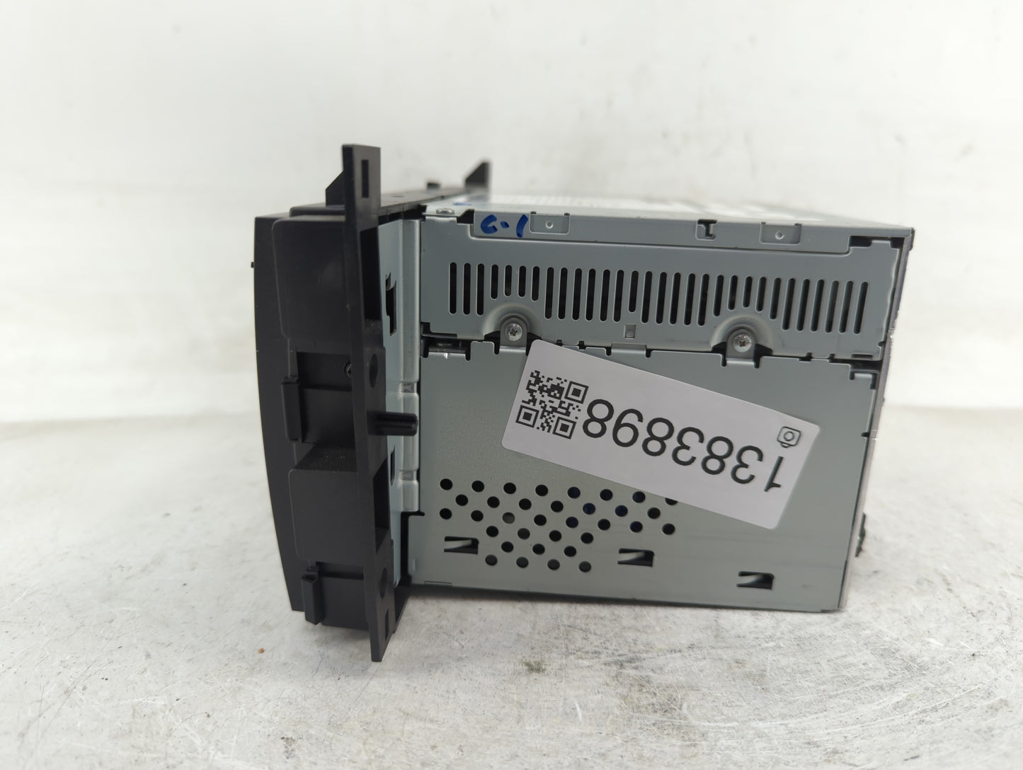 2008 Cadillac Dts Radio AM FM Cd Player Receiver Replacement P/N:25815693 Fits OEM Used Auto Parts - Oemusedautoparts1.com