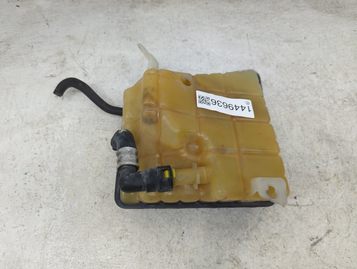 2006-2011 Cadillac Dts Radiator Coolant Overflow Expansion Tank Bottle 1449636 - Oemusedautoparts1.com