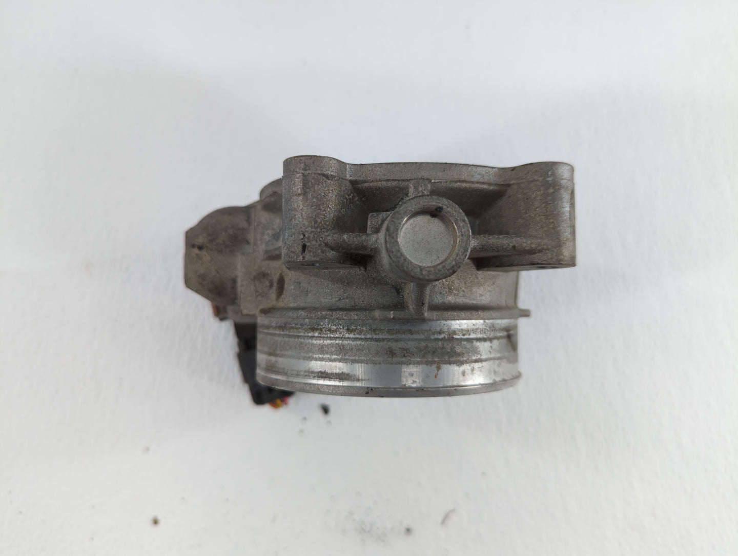 2006-2011 Cadillac Dts Throttle Body P/N:RME87 RME87-2 Fits Fits 2006 2007 2008 2009 2010 2011 OEM Used Auto Parts - Oemused