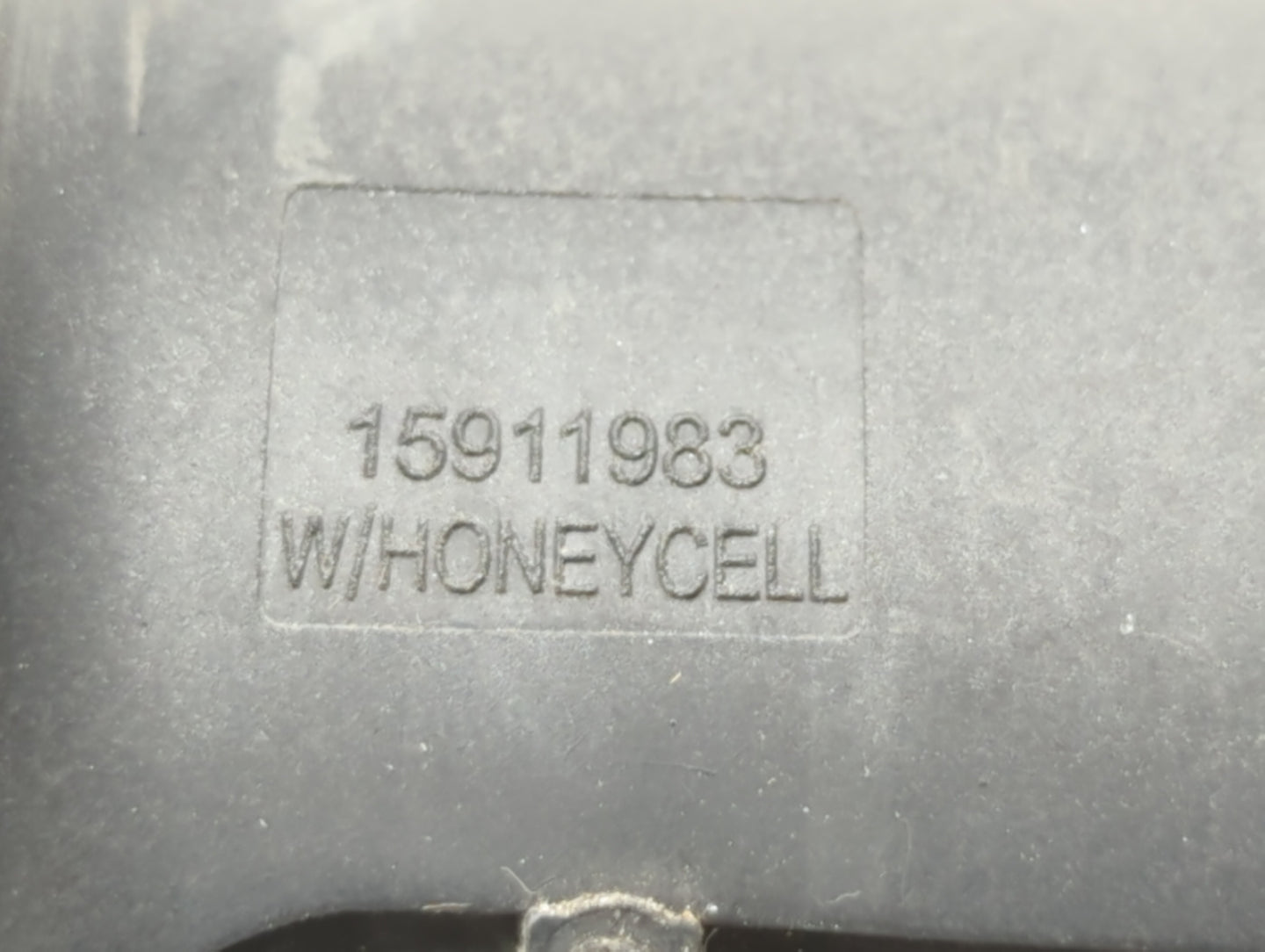 2006-2011 Cadillac Dts Mass Air Flow Meter Maf - Oemusedautoparts1.com