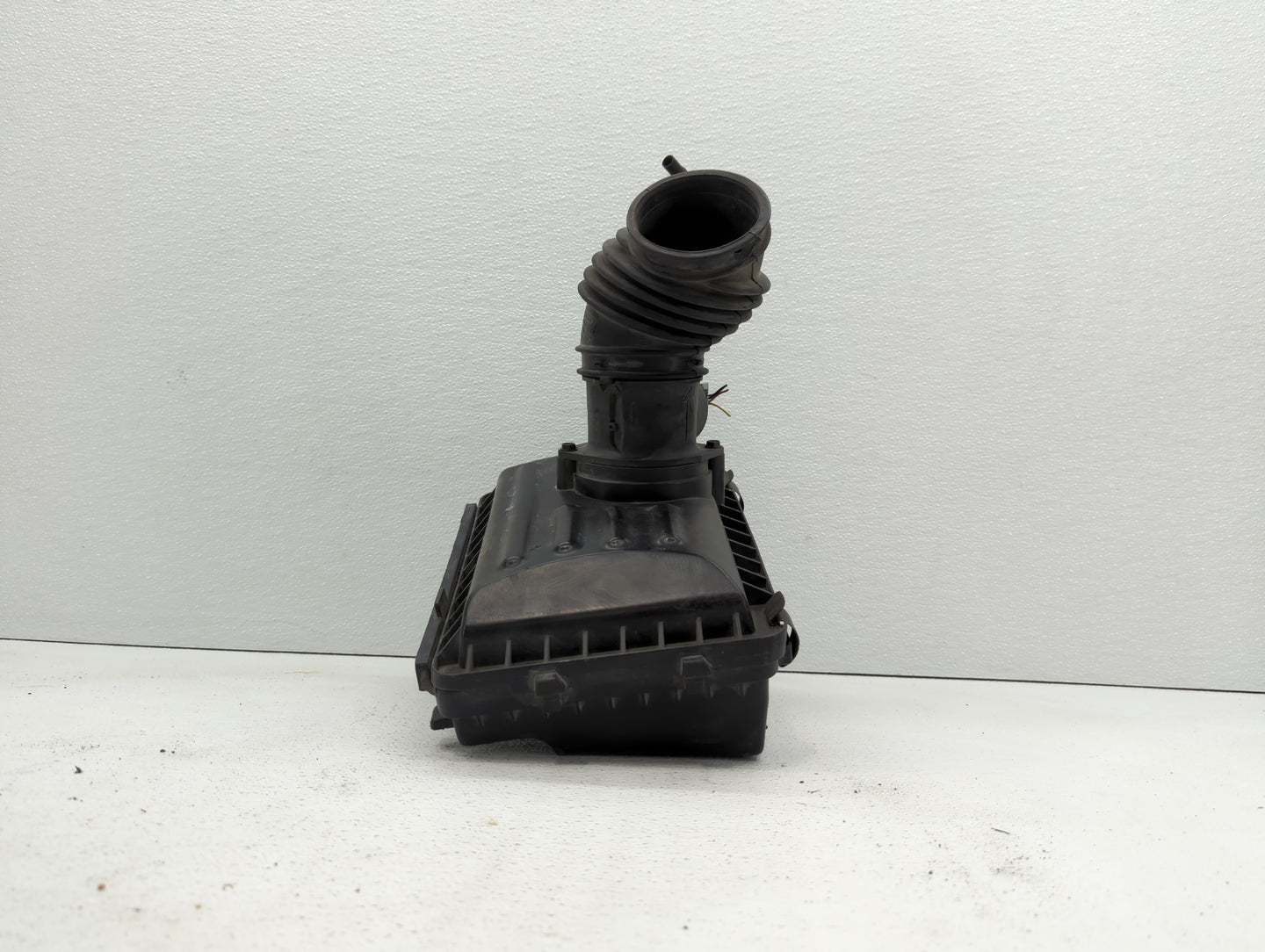 2006-2011 Cadillac Dts Mass Air Flow Meter Maf - Oemusedautoparts1.com