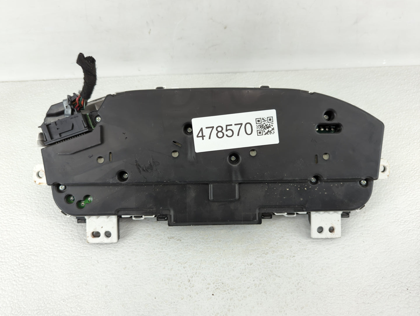 2008 Cadillac Dts Instrument Cluster Speedometer Gauges P/N:15930304 TN257440-3652 Miles: Fits OEM Used Auto Parts - Oemused