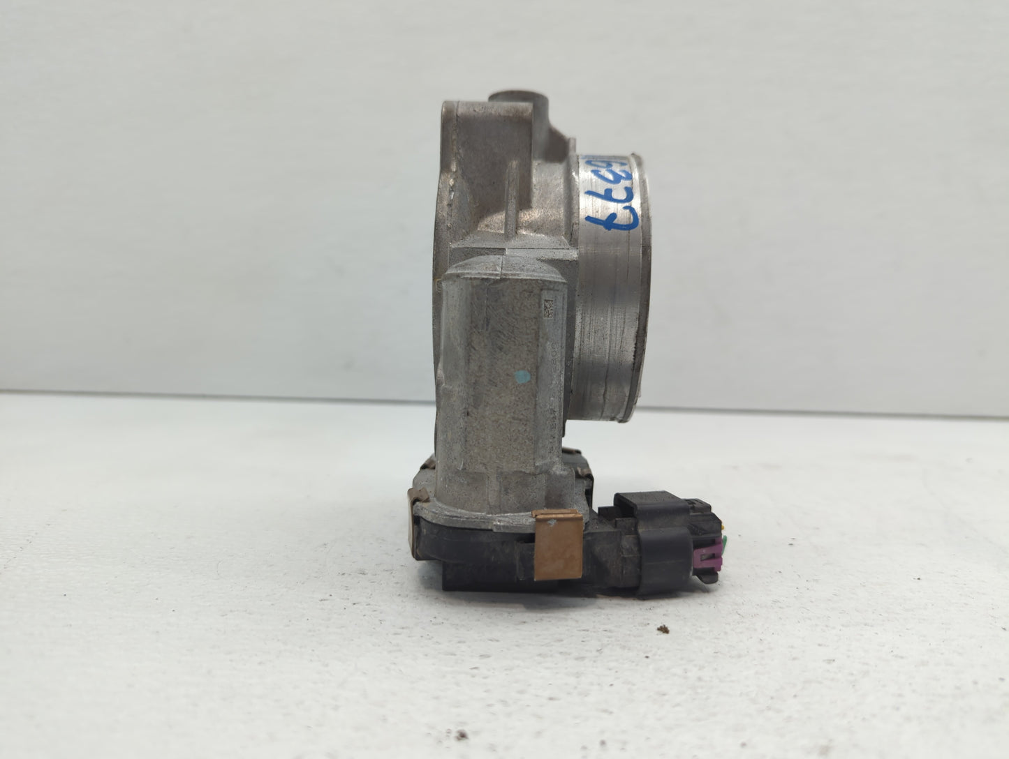 2006-2011 Cadillac Dts Throttle Body P/N:RME87-2 12602800, RME87 Fits Fits 2006 2007 2008 2009 2010 2011 OEM Used Auto Parts