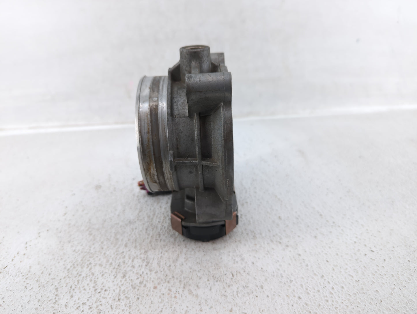 2006-2011 Cadillac Dts Throttle Body P/N:RME87 RME87-2B 5495 Fits Fits 2006 2007 2008 2009 2010 2011 OEM Used Auto Parts - O