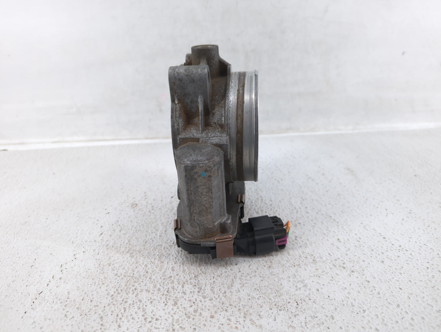 2006-2011 Cadillac Dts Throttle Body P/N:RME87 RME87-2B 5495 Fits Fits 2006 2007 2008 2009 2010 2011 OEM Used Auto Parts - O