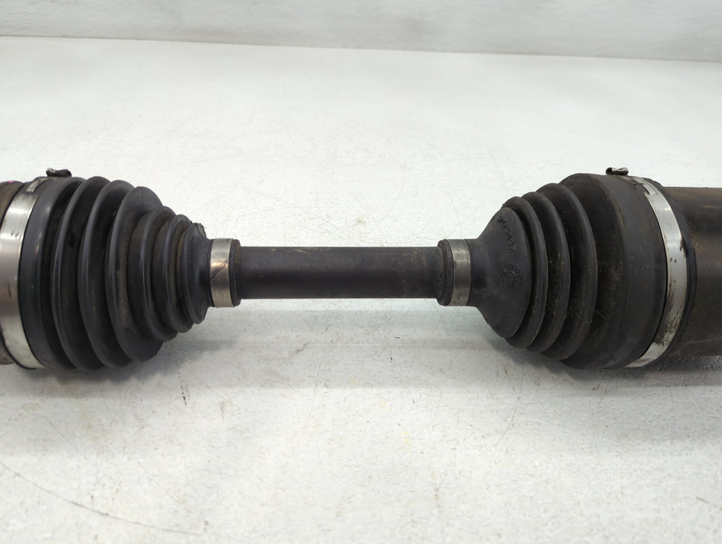 2006-2011 Cadillac Dts Axle Shaft Front Driver Cv C/v - Oemusedautoparts1.com