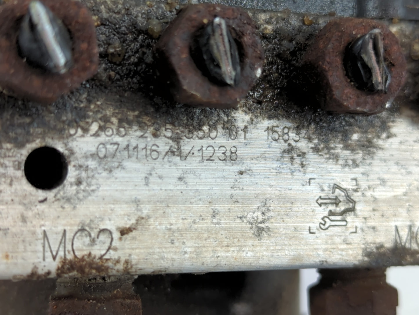 2008 Cadillac Escalade ABS Pump Control Module Replacement Fits OEM Used Auto Parts - Oemusedautoparts1.com