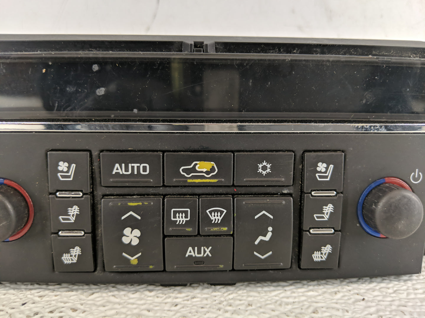2007-2011 Cadillac Escalade Climate Control Module Temperature AC/Heater Replacement P/N:25809868 Fits OEM Used Auto Parts -