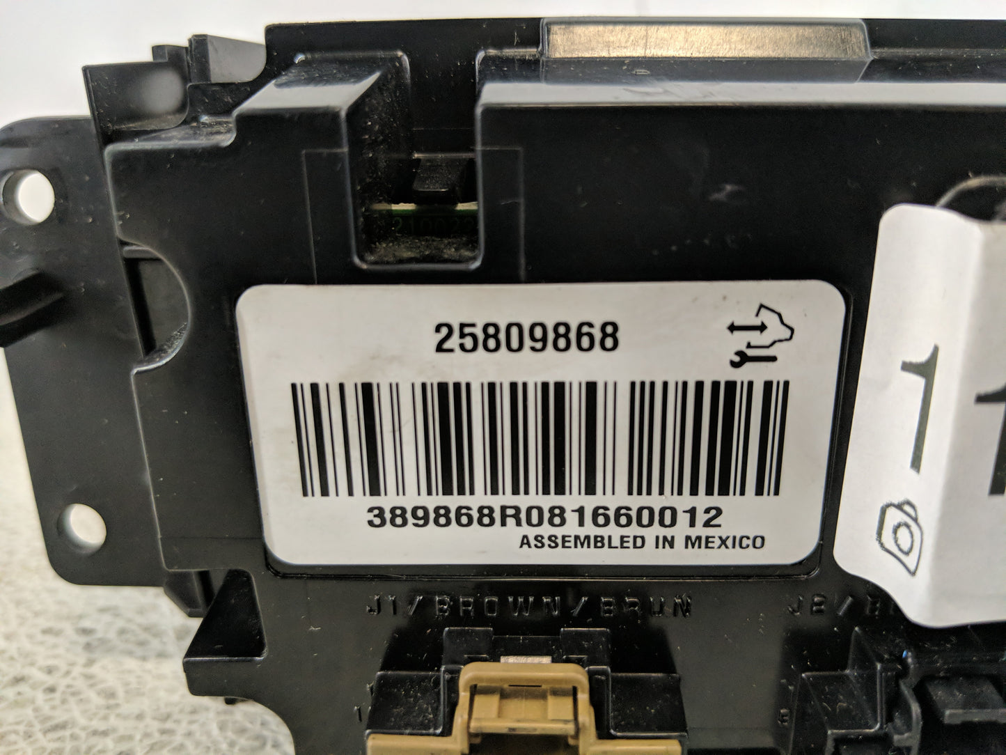 2007-2011 Cadillac Escalade Climate Control Module Temperature AC/Heater Replacement P/N:25809868 Fits OEM Used Auto Parts -
