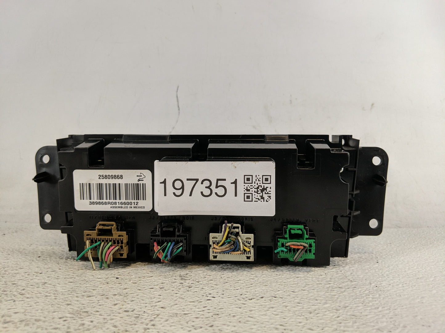2007-2011 Cadillac Escalade Climate Control Module Temperature AC/Heater Replacement P/N:25809868 Fits OEM Used Auto Parts -