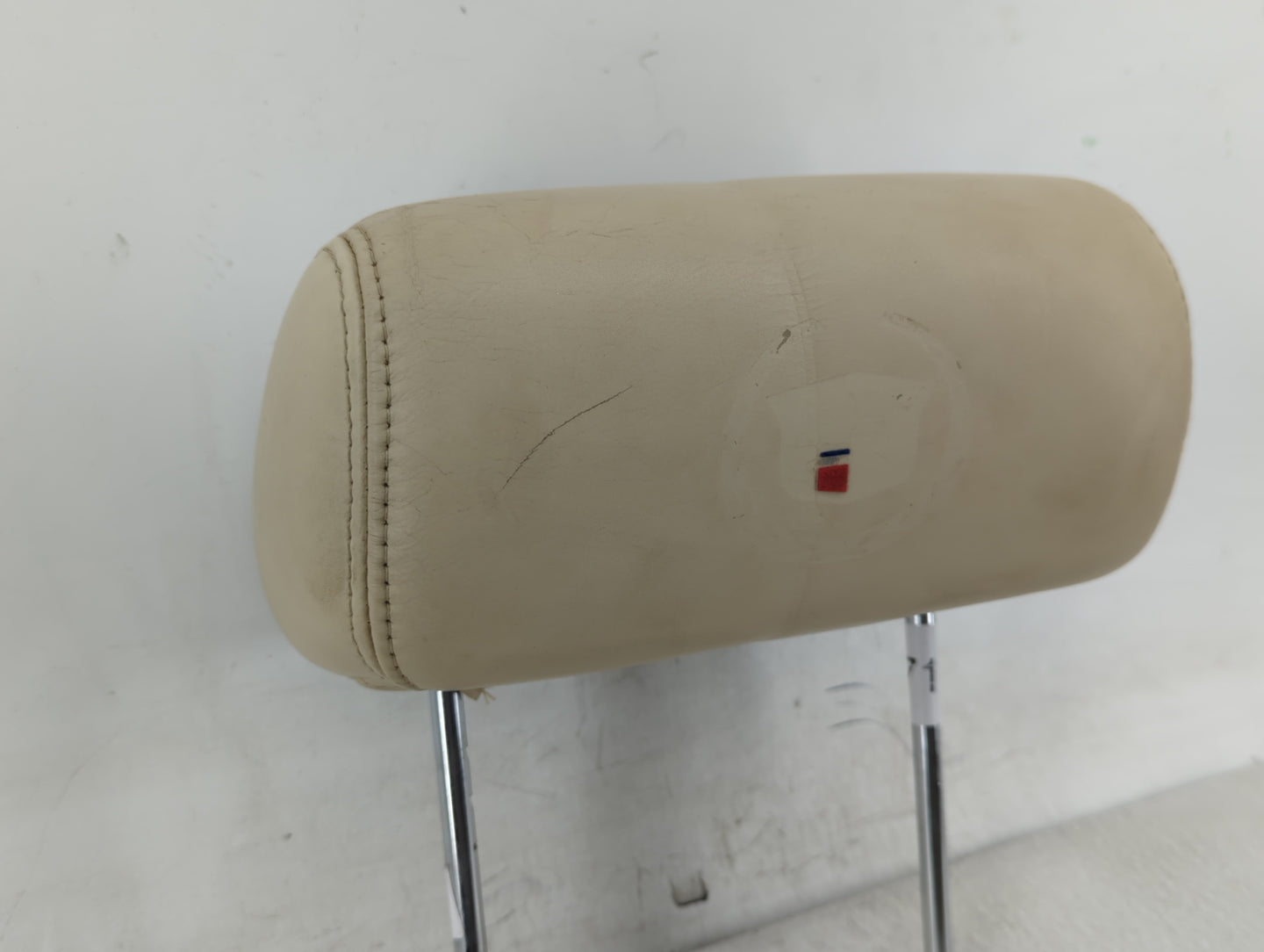 2007-2008 Cadillac Escalade Headrest Head Rest Front Driver Passenger Seat Fits Fits 2007 2008 OEM Used Auto Parts - Oemused