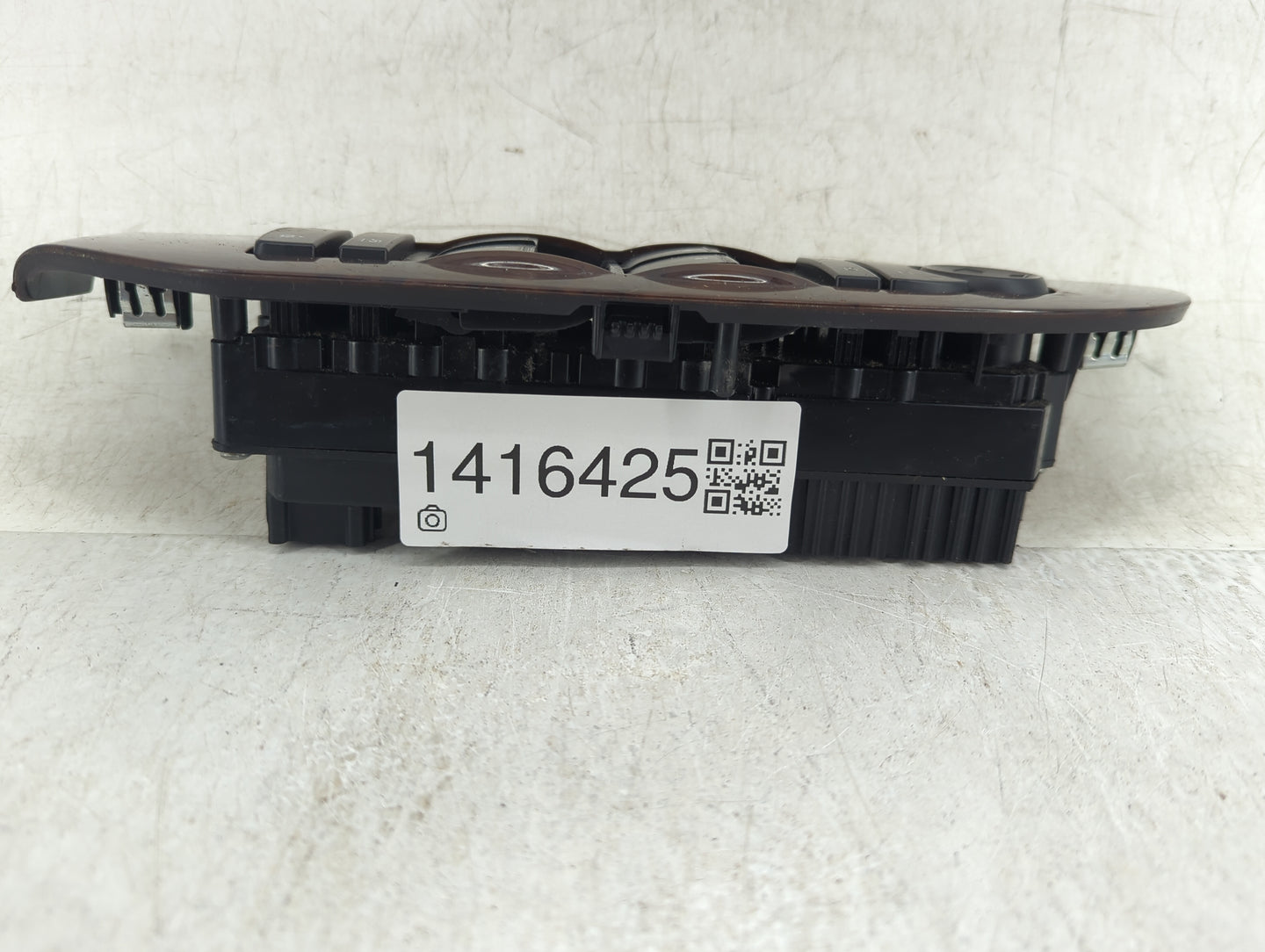 2007-2008 Cadillac Escalade Master Power Window Switch Replacement Driver Side Left P/N:15906883 Fits Fits 2007 2008 OEM Use