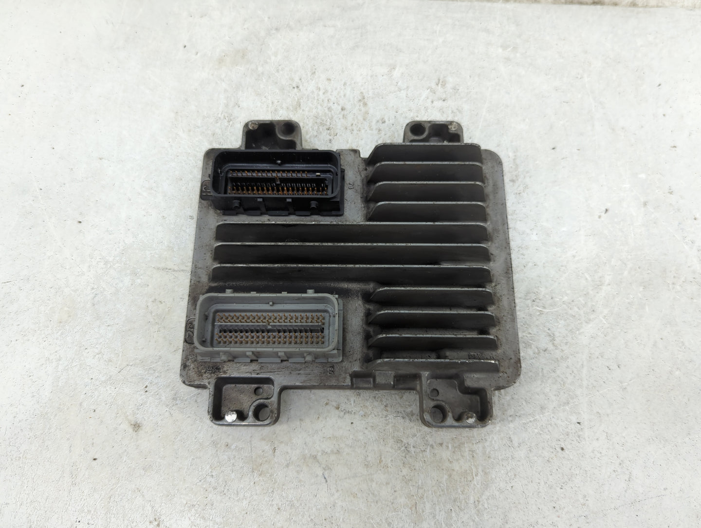 2008 Cadillac Escalade PCM Engine Control Computer ECU ECM PCU OEM P/N:12617630 12612384, 85YPMUK17337S26P Fits Fits 2009 20