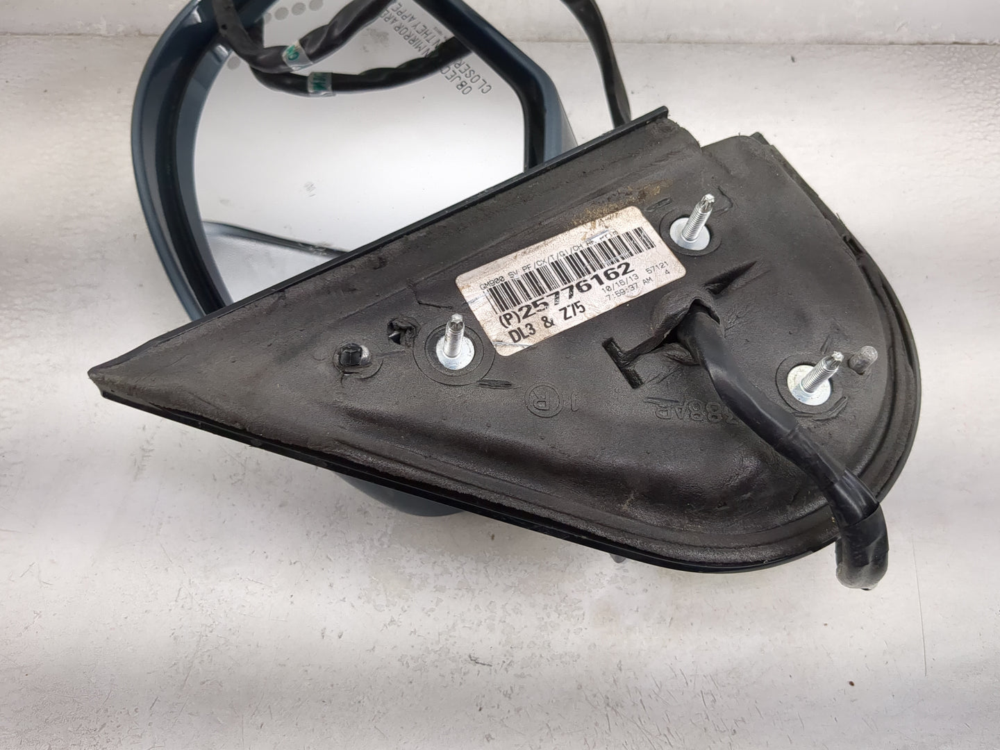 2007-2008 Cadillac Escalade Passenger Side View Mirror - Right Door Mirror OEM Used - Oemusedautoparts1.com