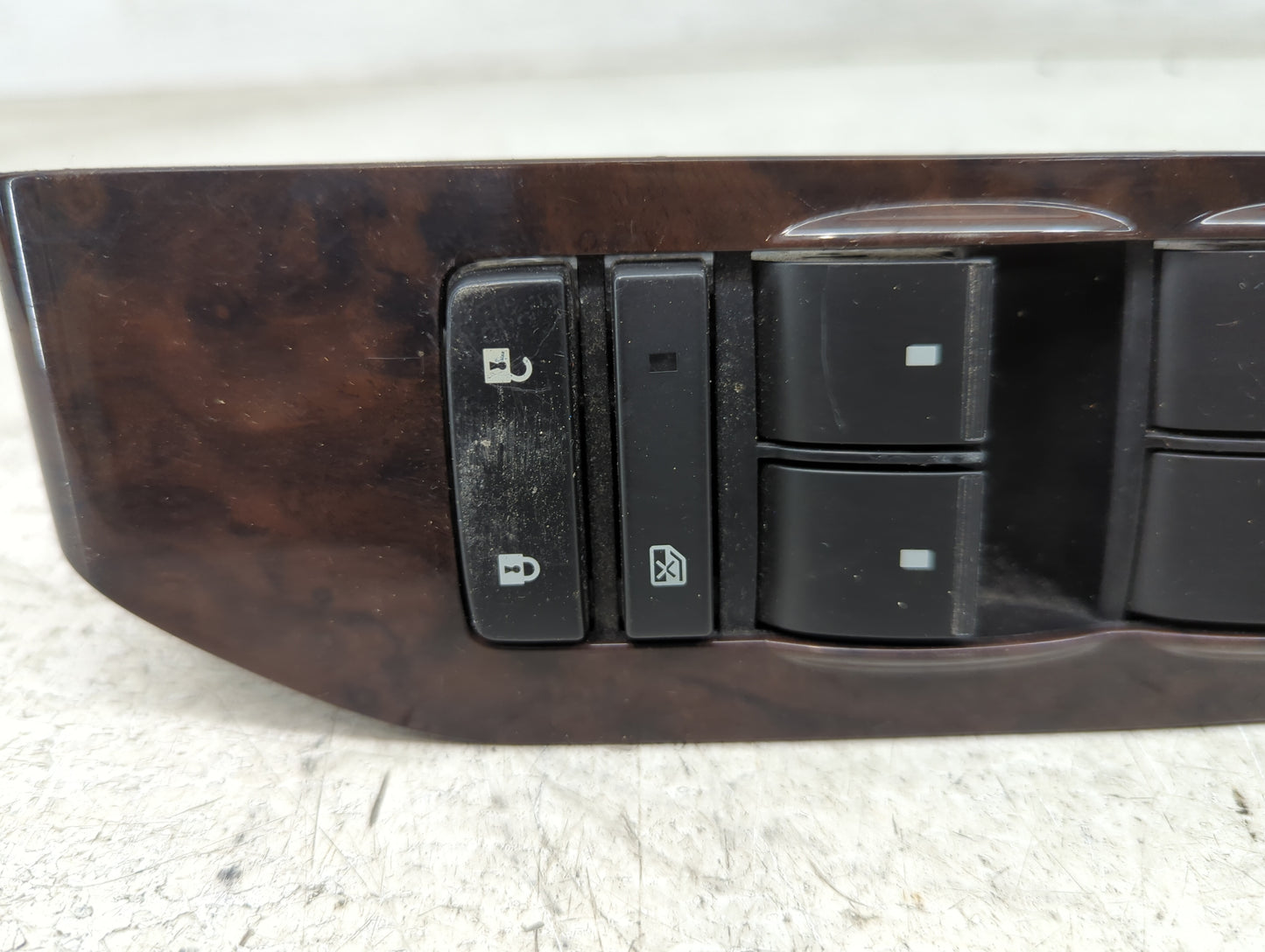 2007-2008 Cadillac Escalade Master Power Window Switch Replacement Driver Side Left P/N:15907202 Fits Fits 2007 2008 OEM Use