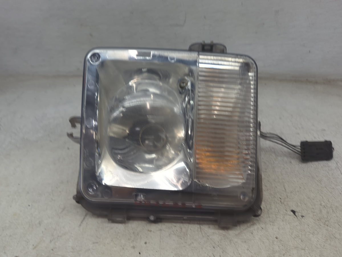 2008 Cadillac Escalade Driver Left Oem Head Light Headlight Lamp - Oemusedautoparts1.com