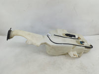 2007 Cadillac Escalade Esv Windshield Washer Fluid Reservoir Bottle Oem - Oemusedautoparts1.com