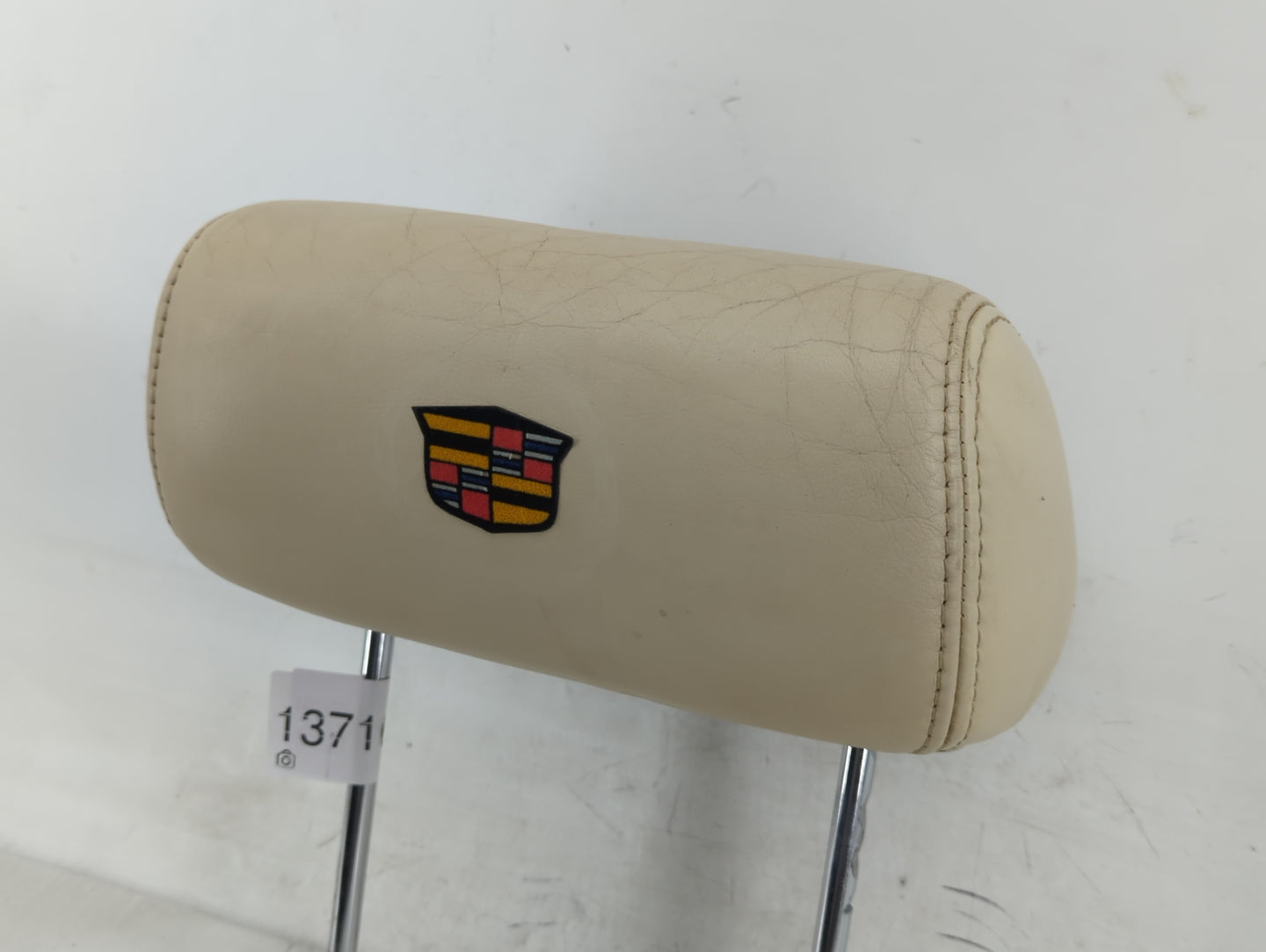 2007-2008 Cadillac Escalade Esv Headrest Head Rest Rear Center Seat Fits Fits 2007 2008 OEM Used Auto Parts - Oemusedautopar