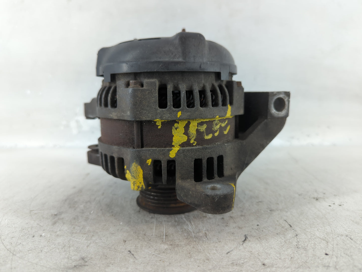 2008 Cadillac Seville Alternator Replacement Generator Charging Assembly Engine OEM P/N:104210-3060 Fits OEM Used Auto Parts