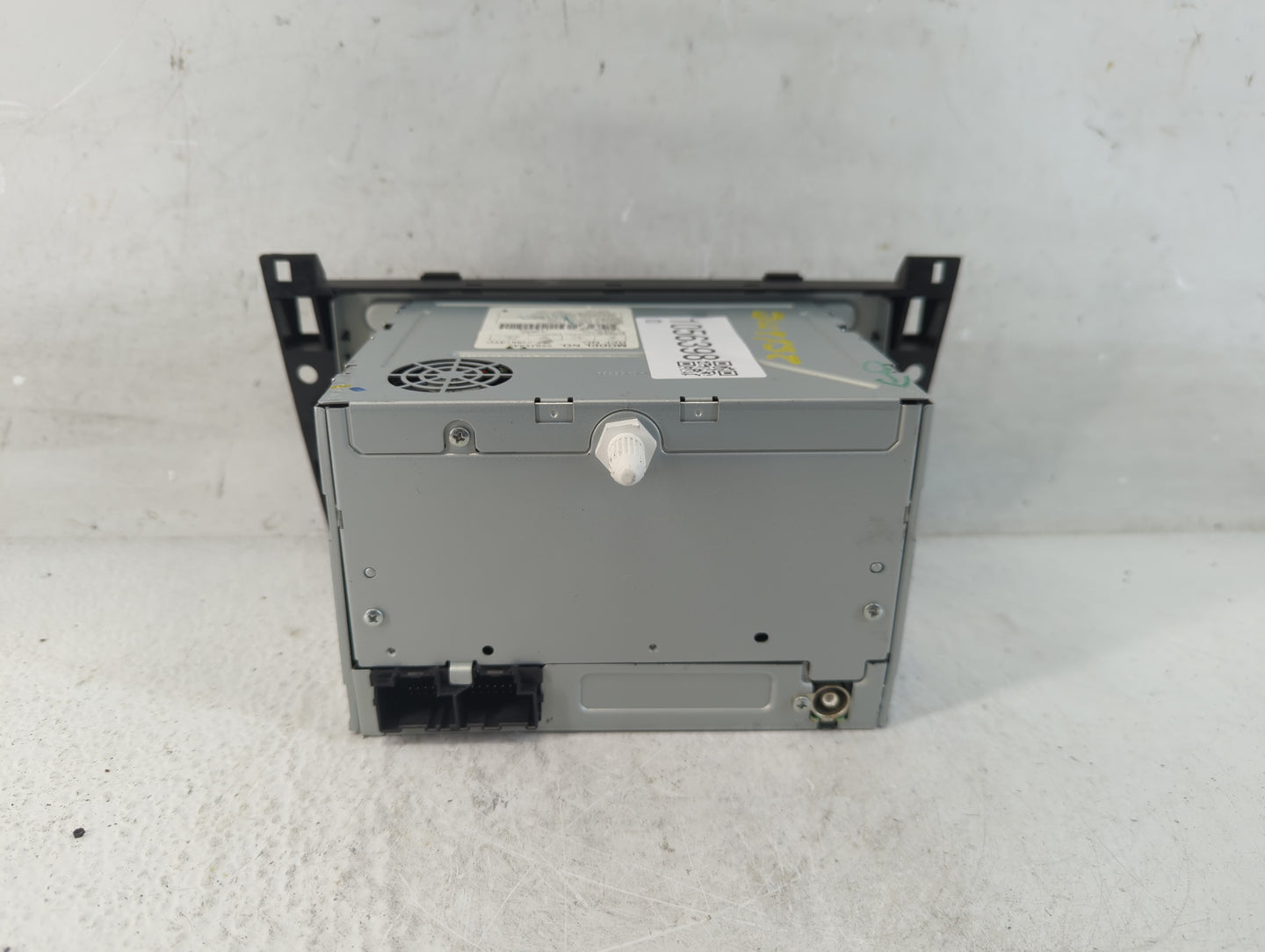 2007-2009 Cadillac Srx Radio AM FM Cd Player Receiver Replacement P/N:25818943 Fits Fits 2007 2008 2009 OEM Used Auto Parts 