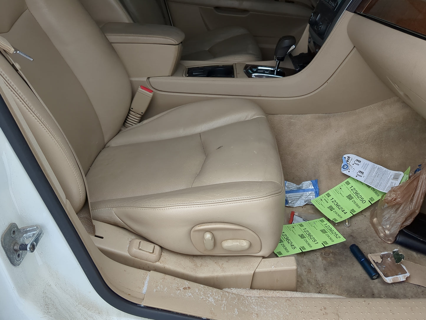 2007-2009 Cadillac Srx Driver Front Seat Oem - Oemusedautoparts1.com