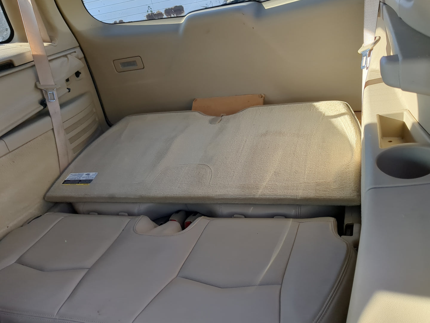 2008 Cadillac Srx Rear Seat Oem - Oemusedautoparts1.com