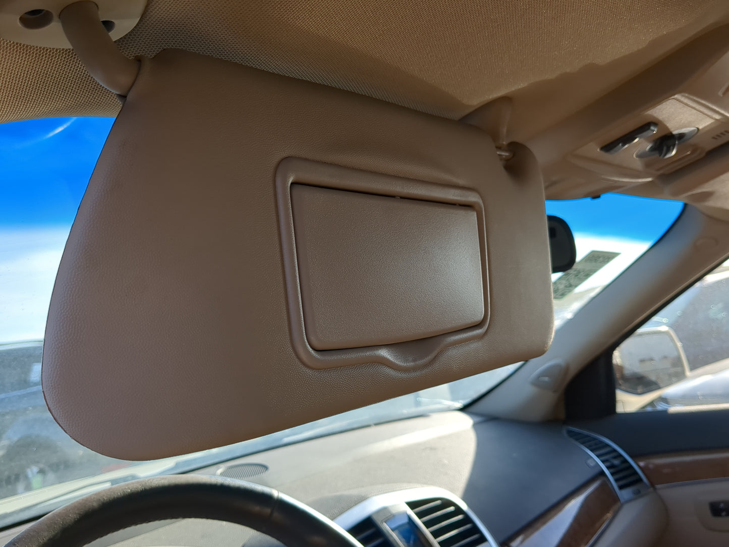 2007-2009 Cadillac Srx Sun Visor Shade Replacement Driver Left Mirror Fits Fits 2007 2008 2009 OEM Used Auto Parts - Oemused