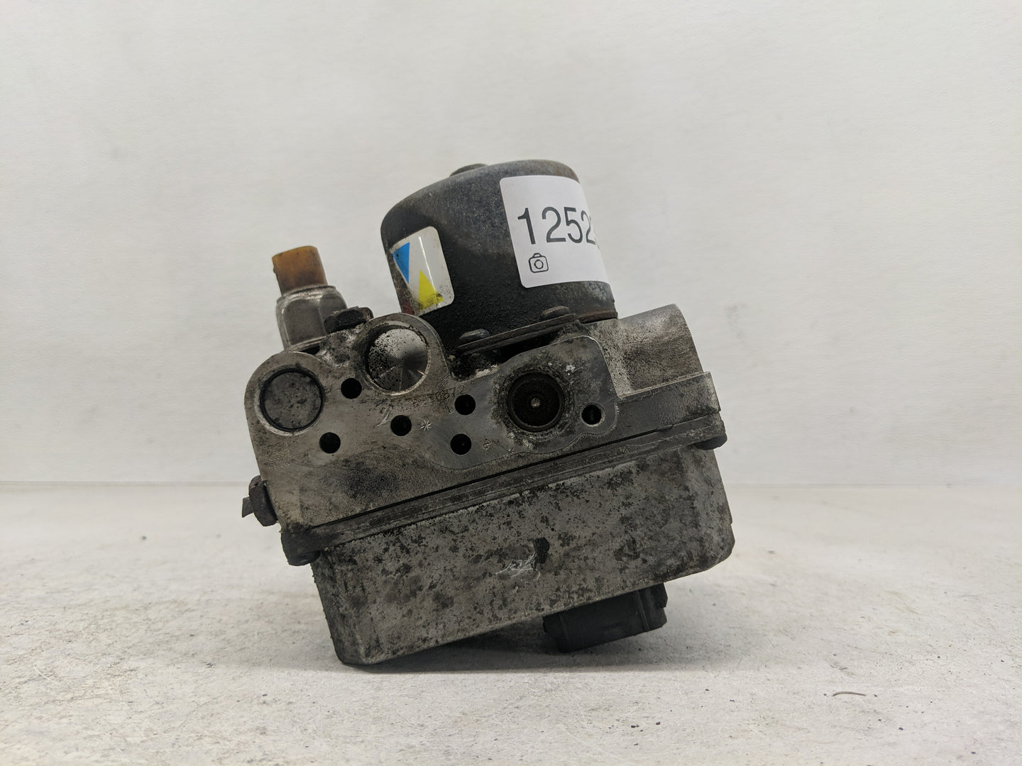 2007-2009 Cadillac Srx ABS Pump Control Module Replacement Fits Fits 2007 2008 2009 OEM Used Auto Parts - Oemusedautoparts1.