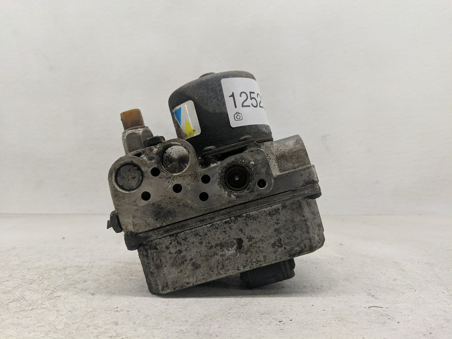 2007-2009 Cadillac Srx ABS Pump Control Module Replacement Fits Fits 2007 2008 2009 OEM Used Auto Parts - Oemusedautoparts1.