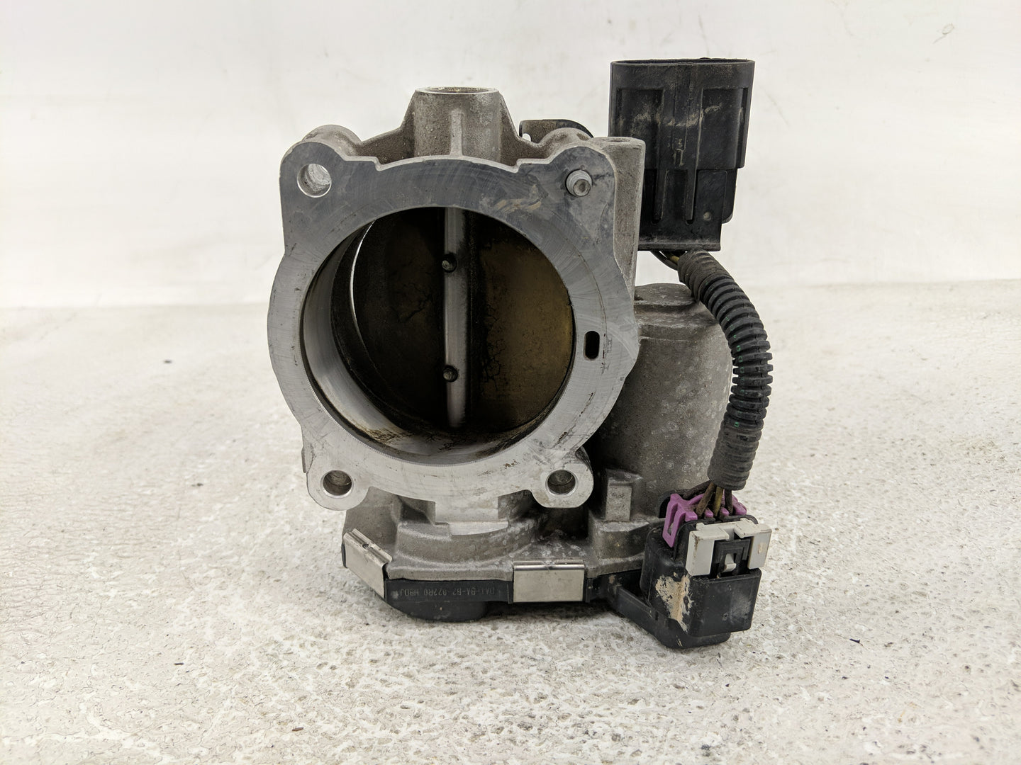 2007-2011 Cadillac Srx Throttle Body Fits Fits 2007 2008 2009 2010 2011 2012 OEM Used Auto Parts - Oemusedautoparts1.com