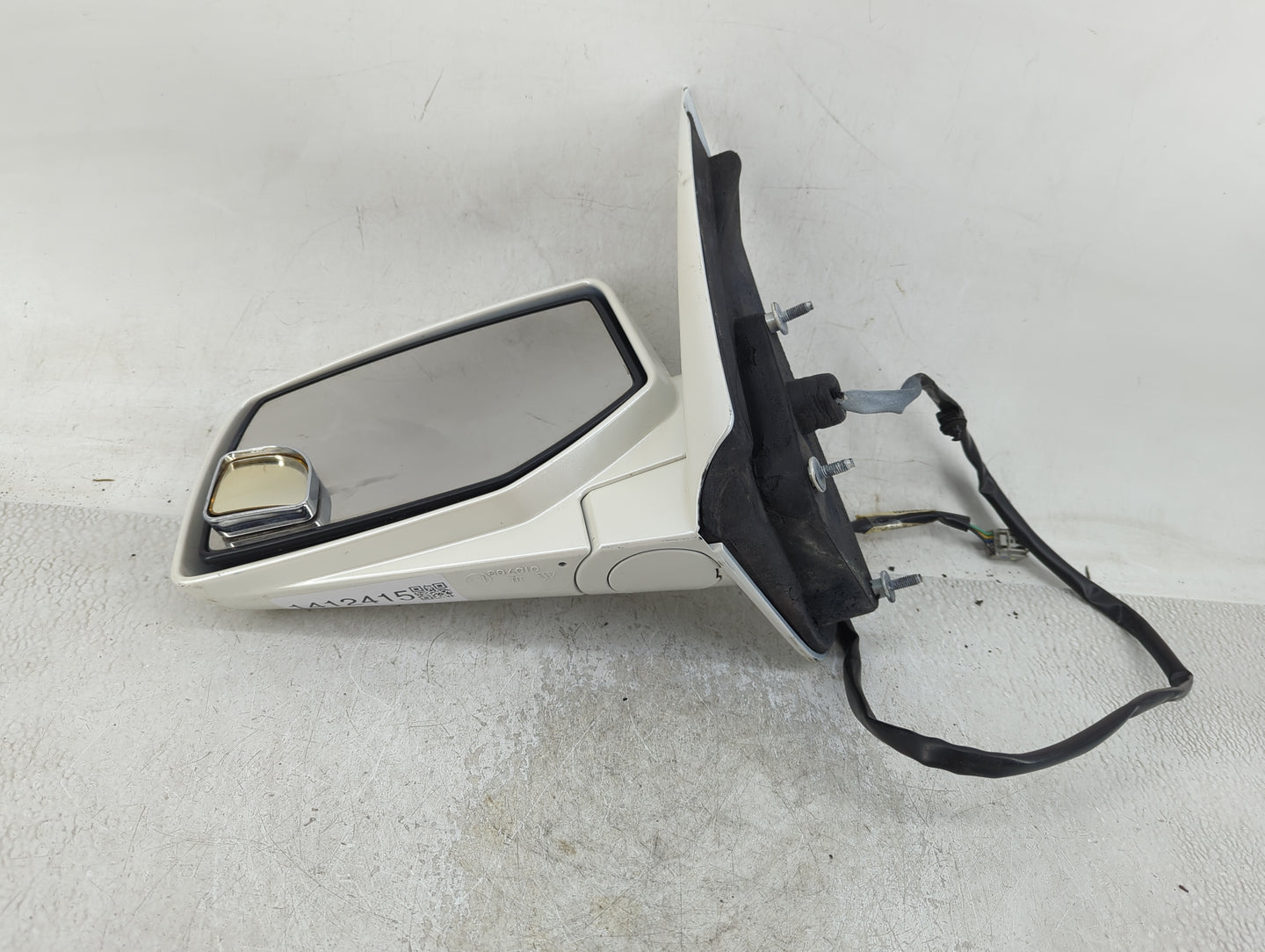 2004-2009 Cadillac Srx Driver Side View Mirror - Left Door Mirror OEM Used - Oemusedautoparts1.com