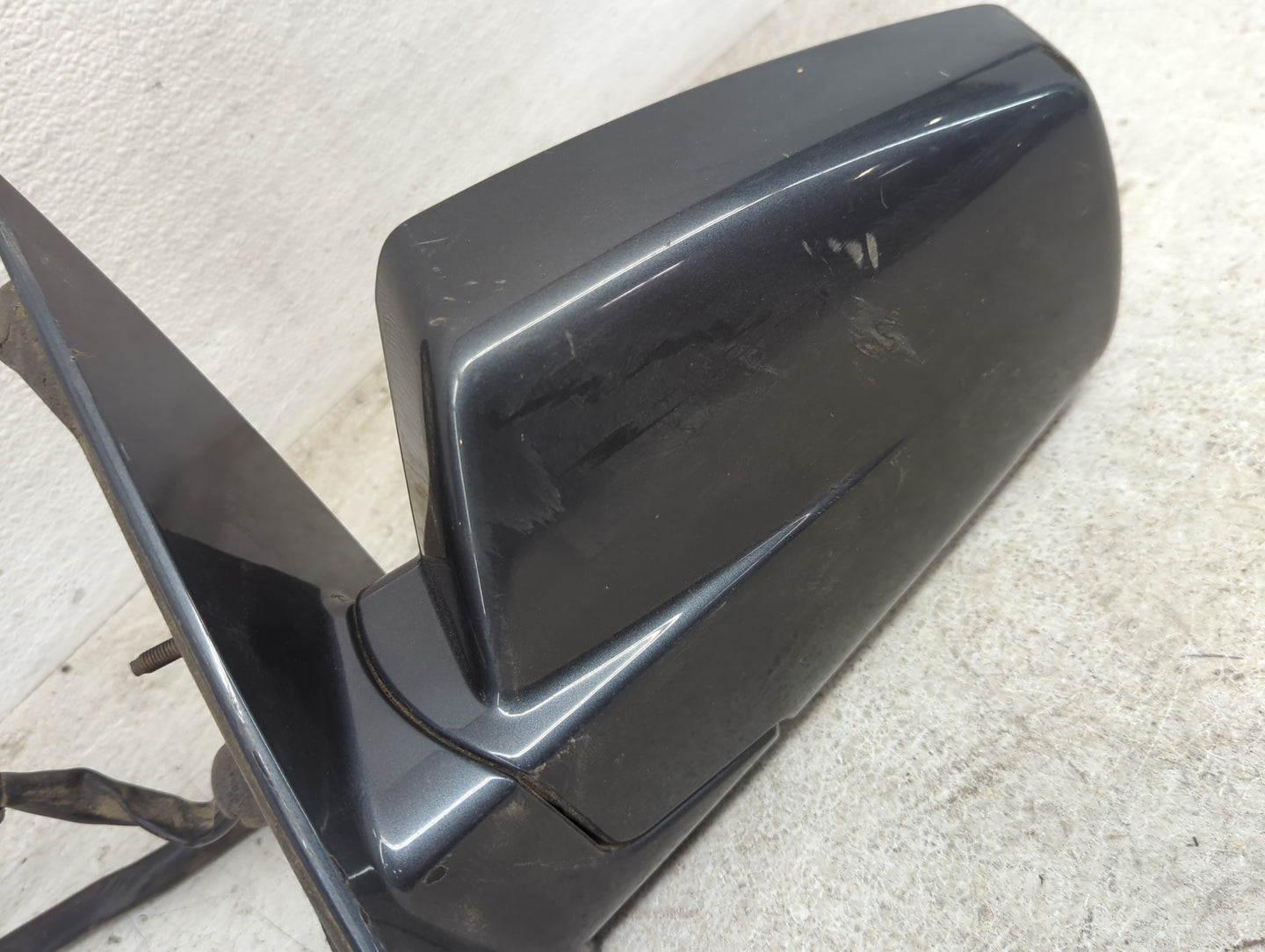2004-2009 Cadillac Srx Driver Side View Mirror - Left Door Mirror OEM Used - Oemusedautoparts1.com