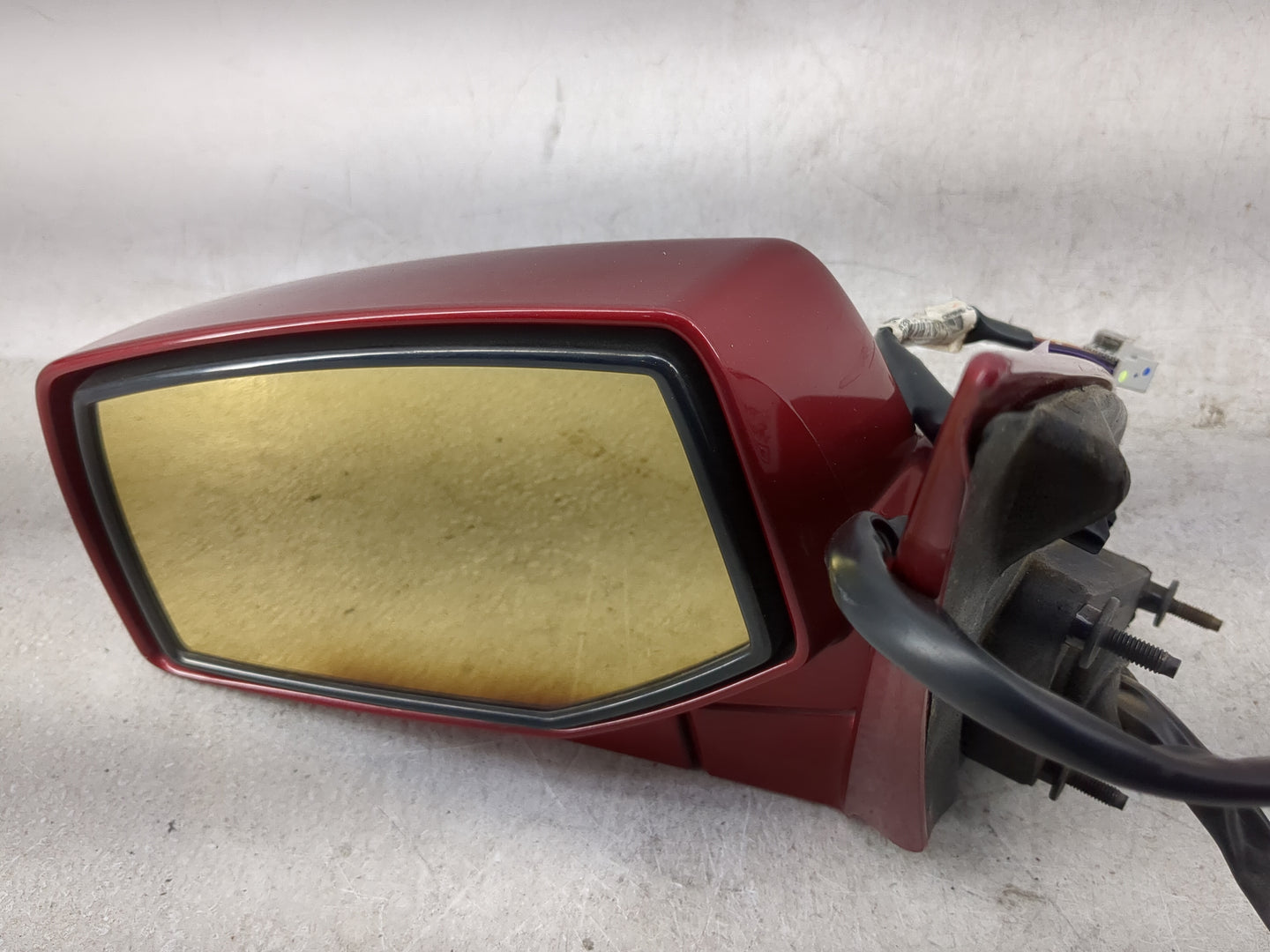 2004-2009 Cadillac Srx Driver Side View Mirror - Left Door Mirror OEM Used - Oemusedautoparts1.com