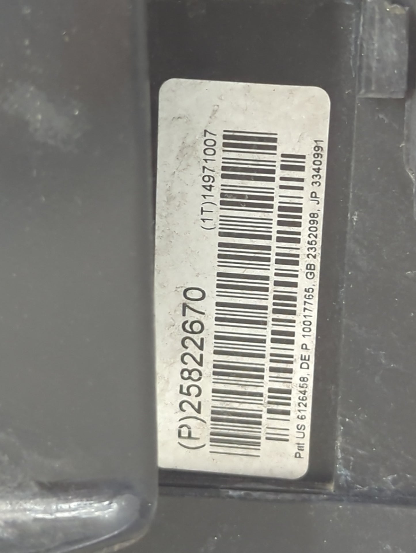 2008 Cadillac Srx Fusebox Fuse Box Panel Relay Module P/N:25822670 Fits OEM Used Auto Parts - Oemusedautoparts1.com
