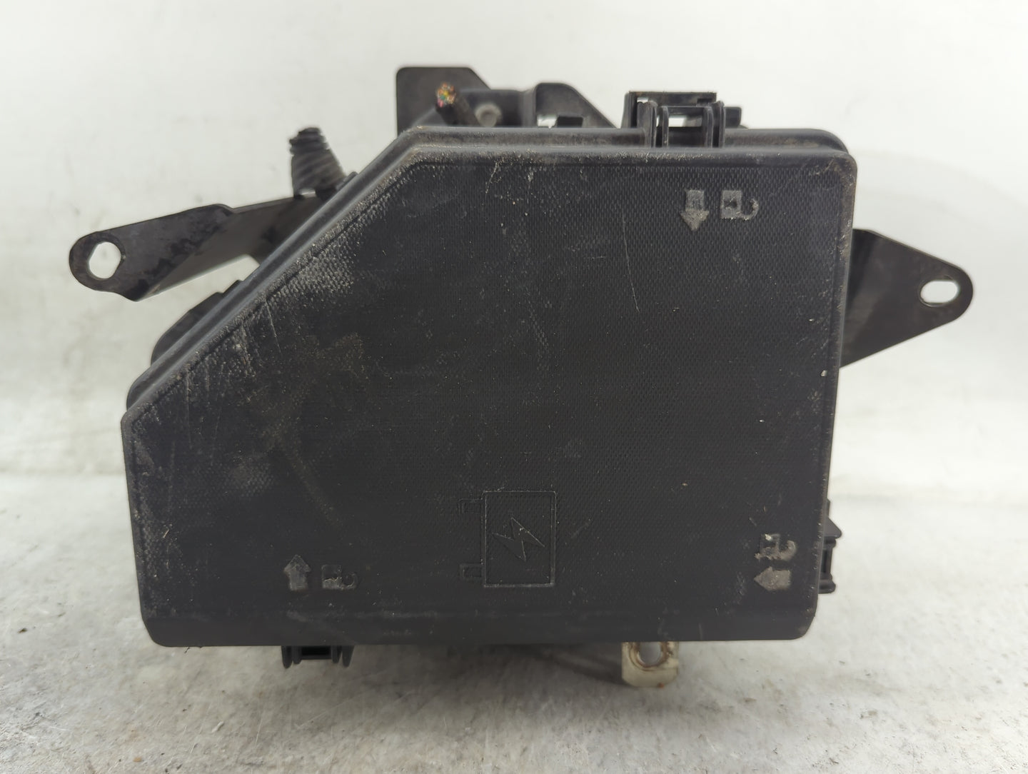 2008 Cadillac Srx Fusebox Fuse Box Panel Relay Module P/N:25822670 Fits OEM Used Auto Parts - Oemusedautoparts1.com