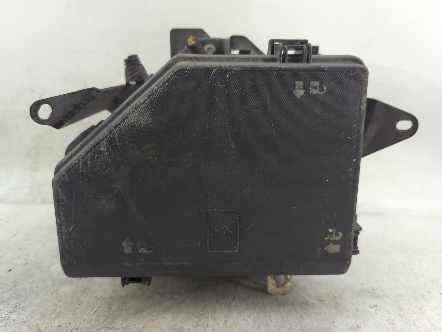 2008 Cadillac Srx Fusebox Fuse Box Panel Relay Module P/N:25822670 Fits OEM Used Auto Parts - Oemusedautoparts1.com