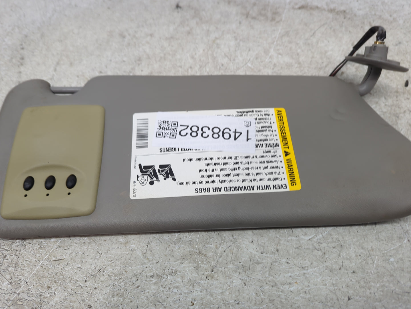 2004-2009 Cadillac Srx Sun Visor Shade Replacement Driver Left Mirror Fits Fits 2004 2005 2006 2007 2008 2009 OEM Used Auto 