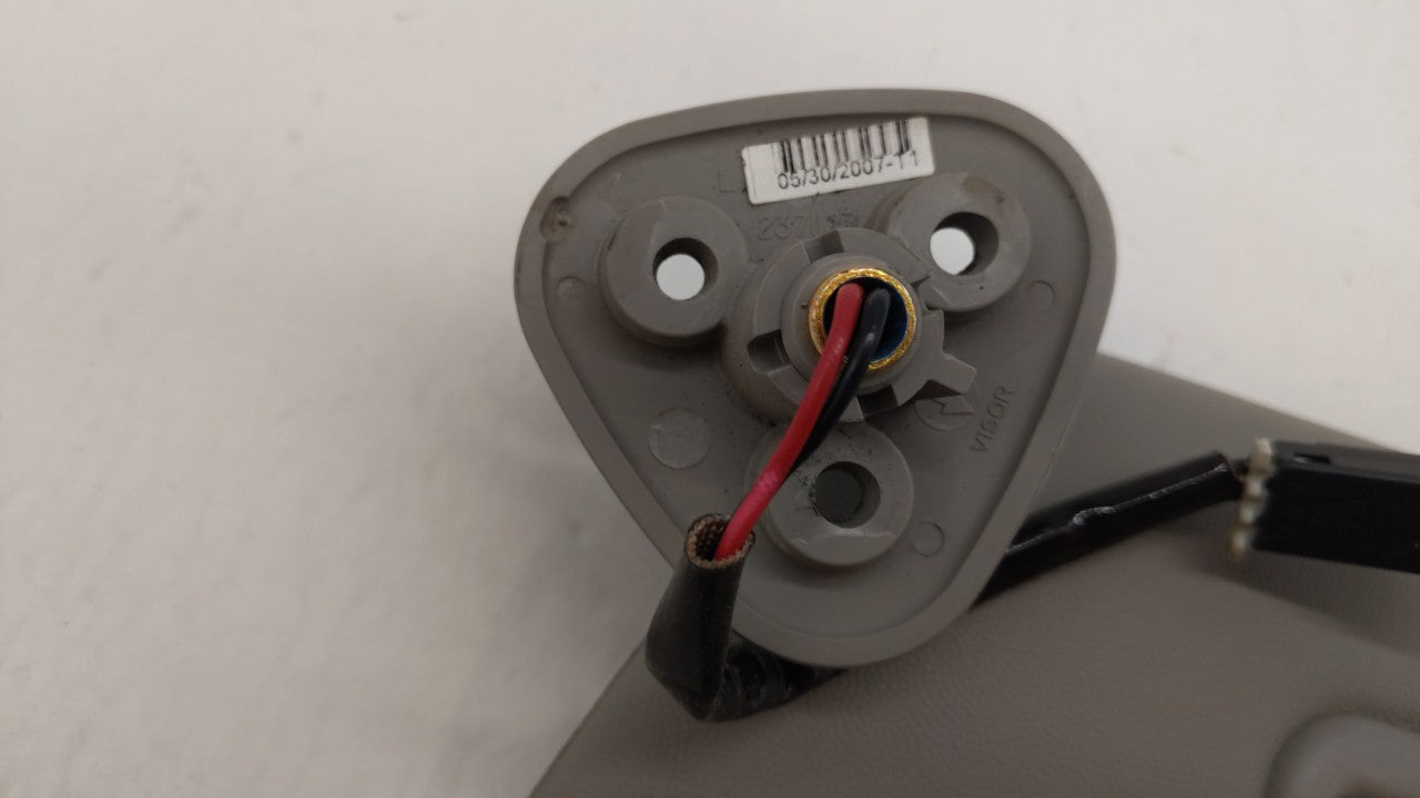 2007-2009 Cadillac Srx Sun Visor Shade Replacement Driver Left Mirror Fits Fits 2007 2008 2009 OEM Used Auto Parts - Oemused