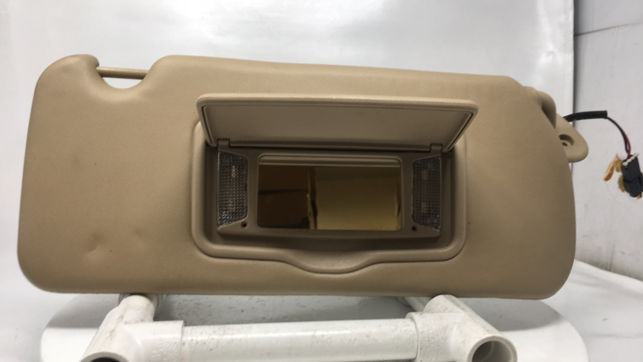 2008 Cadillac Srx Sun Visor Shade Replacement Passenger Right Mirror Fits OEM Used Auto Parts - Oemusedautoparts1.com