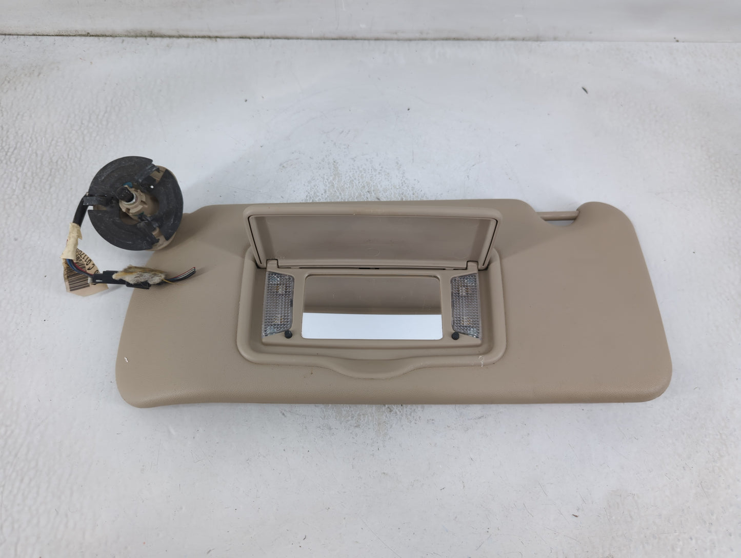 2004-2009 Cadillac Srx Sun Visor Shade Replacement Passenger Right Mirror Fits Fits 2004 2005 2006 2007 2008 2009 OEM Used A