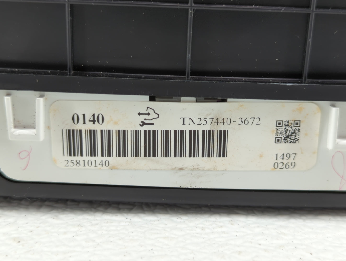 2008-2009 Cadillac Srx Instrument Cluster Speedometer Gauges P/N:25810140 25961448, 25904017, 25961448 Fits Fits 2008 2009 O